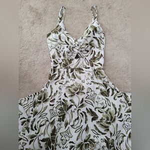 Floral Green and White Women's Dress Medium
